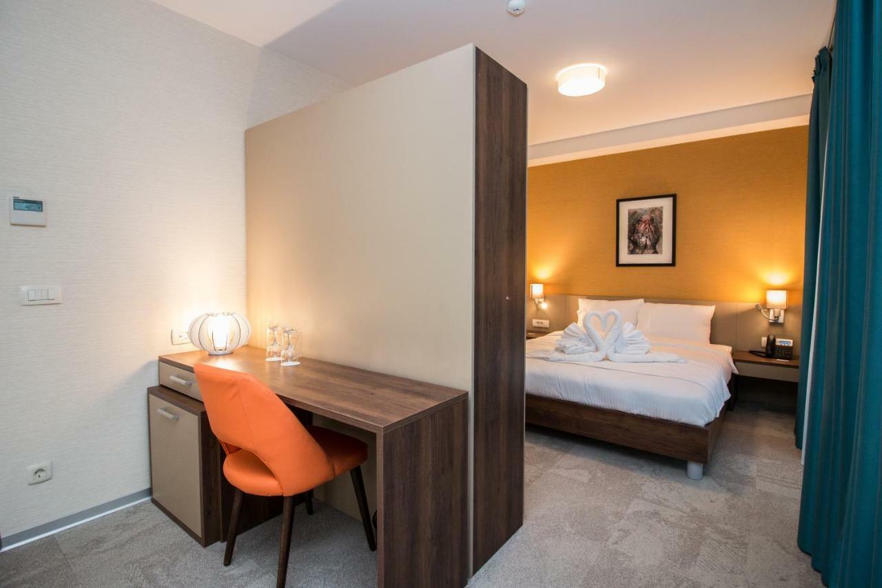 Sky Corner Hotel 奥赫里德 外观 照片