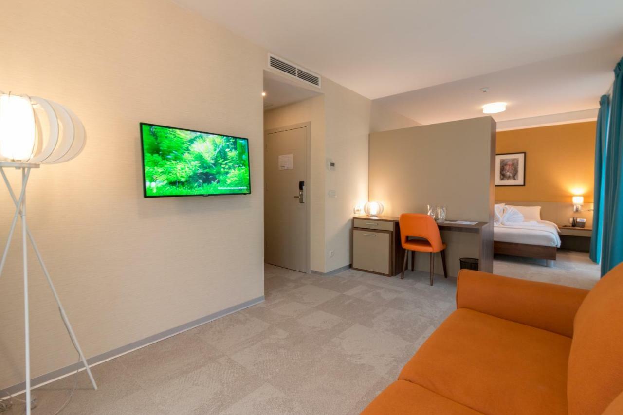 Sky Corner Hotel 奥赫里德 外观 照片