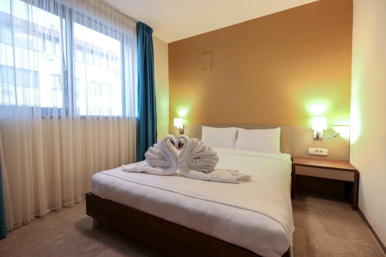 Sky Corner Hotel 奥赫里德 外观 照片